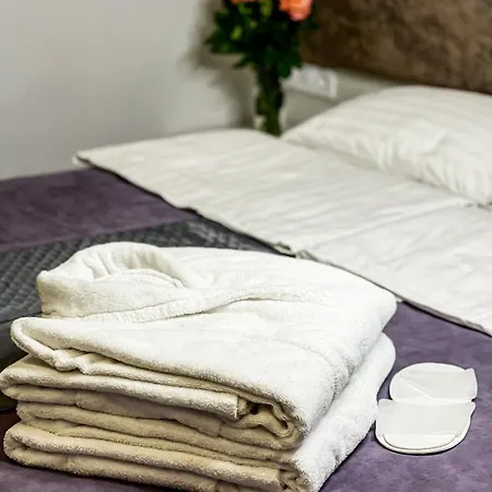 Voyage Hotel