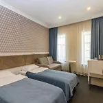 Voyage Hotel 3*