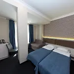 Voyage Hotel 3*